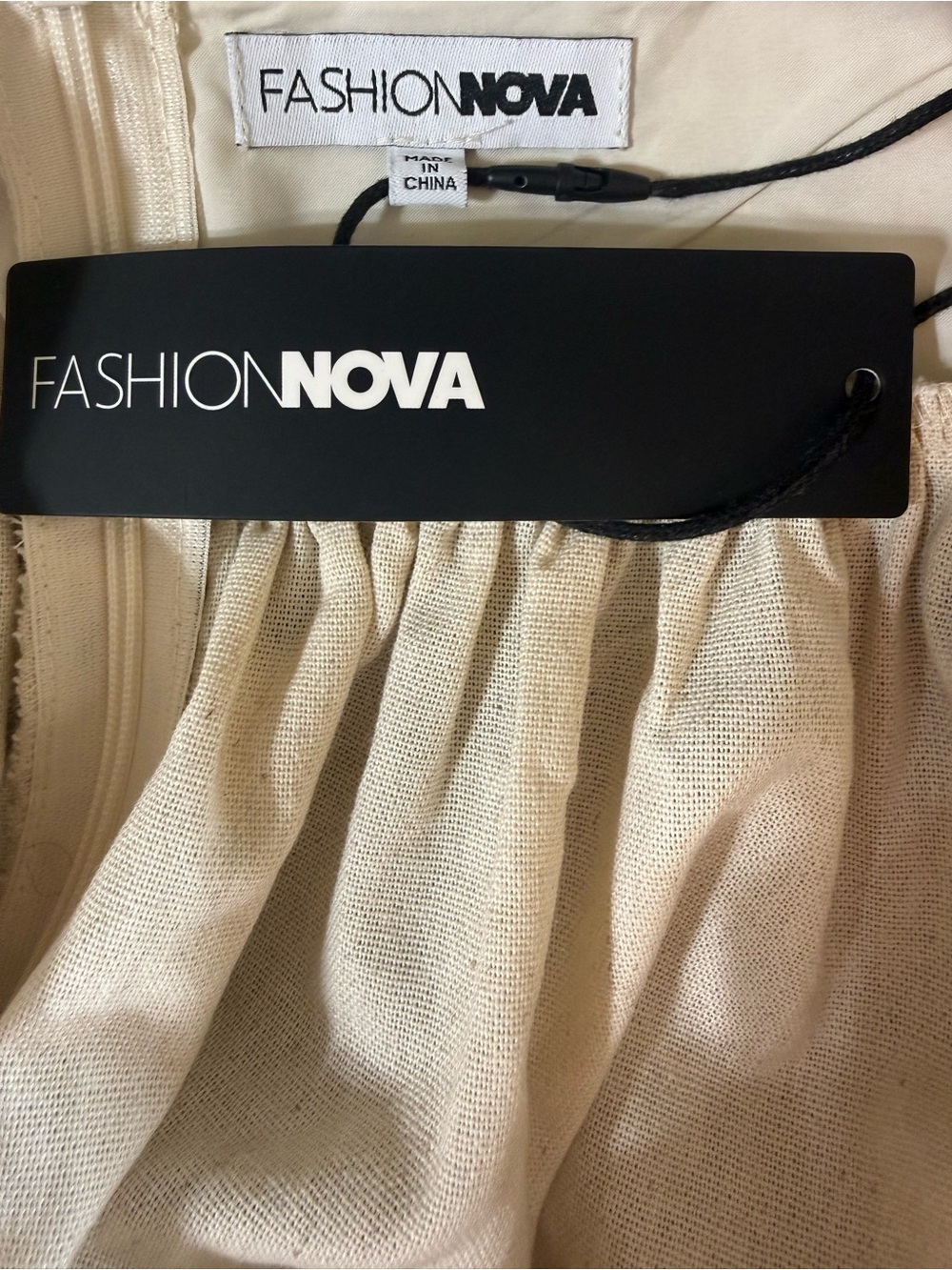 Fashion Nova Liv Linen Blend Maxi Dress NWT Beige Open Back Size M - Picture 6 of 7